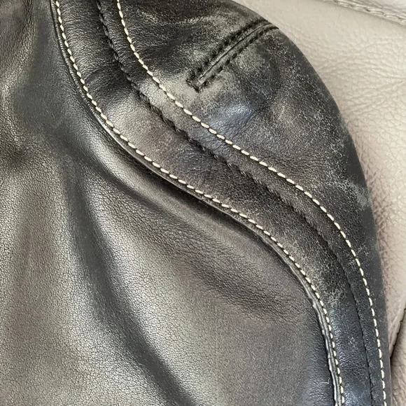 Authentic Coach Purse: black leather - Picture 5 of 5